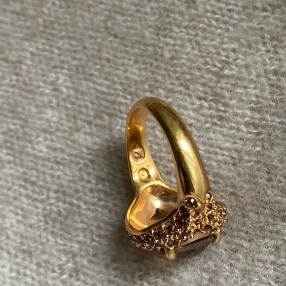 Swarovski champagne color crystal cocktail ring - Picture 5 of 15